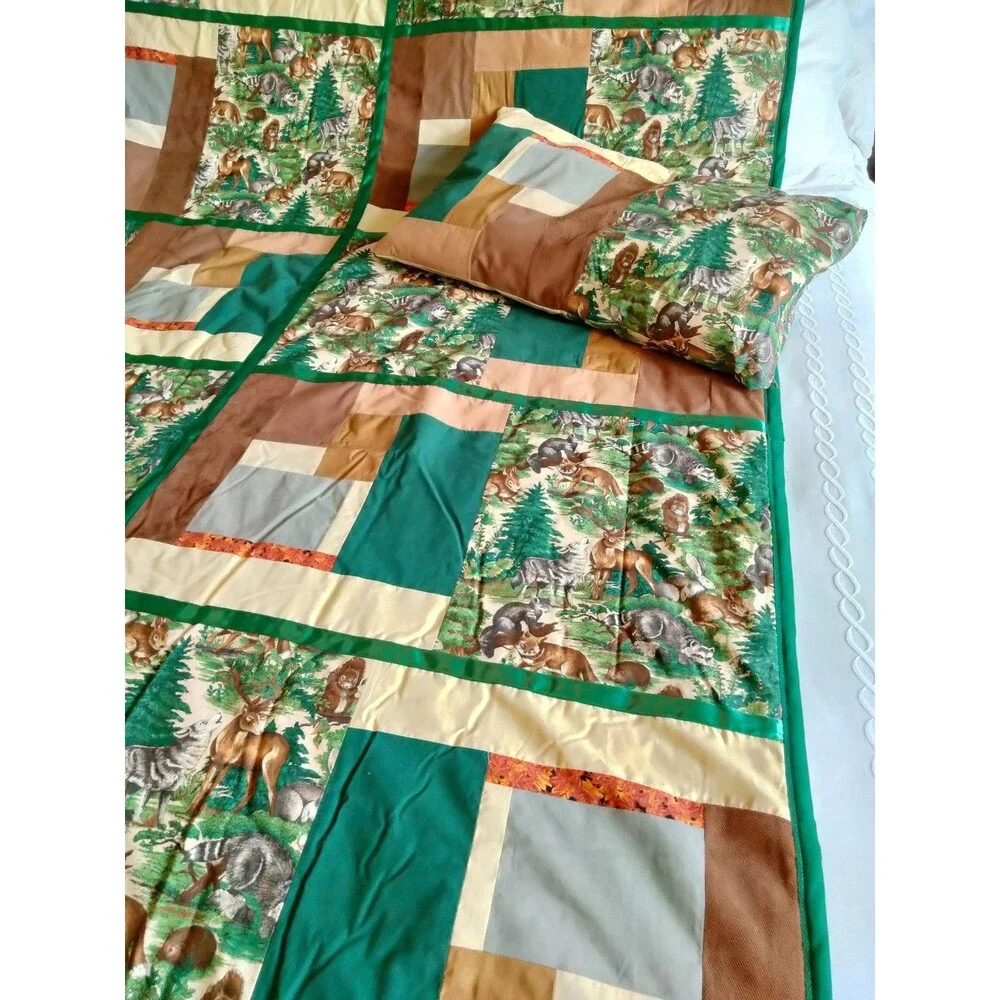 Woodland Animals Reversible Lightweight Quilt and Pillowcase Set 84 x 58 NEW